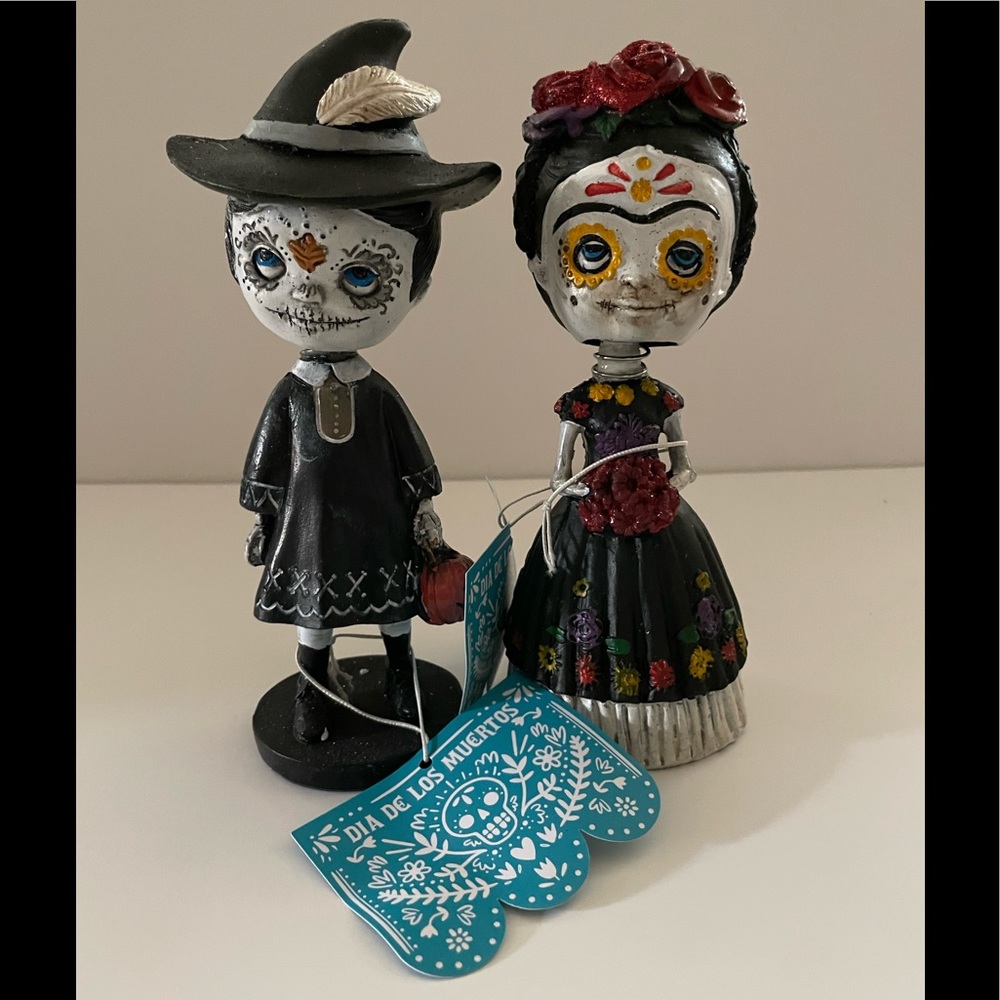 Day of the Dead Couple Figurines